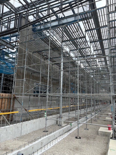 建築某所漁港棚足場